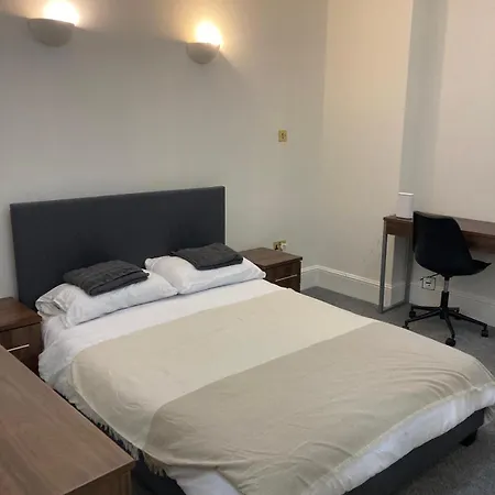 Oxford Street 2 Double Bed Apartment Central London